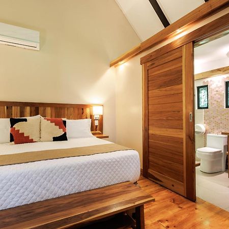 Almonds & Corals Boutique Hotel Puerto Viejo de Talamanca Dış mekan fotoğraf